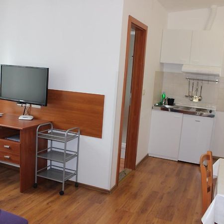 Apartments And Rooms Liburnija Abbázia Kültér fotó