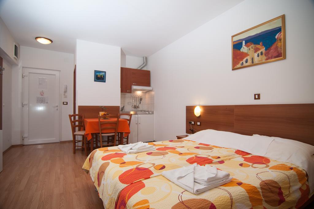 Apartments And Rooms Liburnija Abbázia Kültér fotó