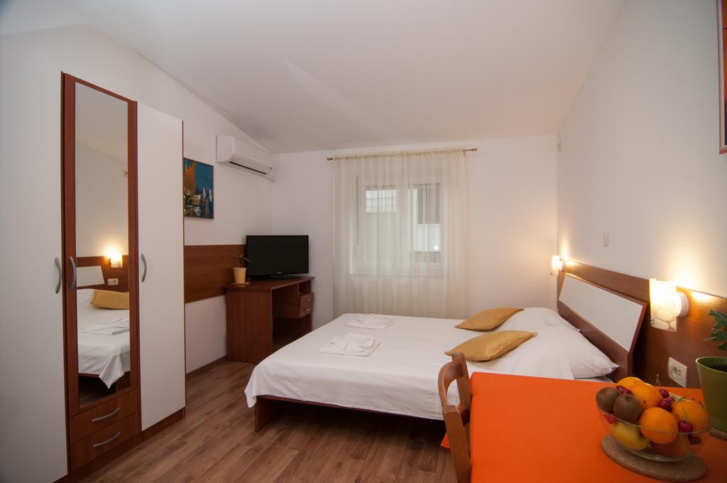 Apartments And Rooms Liburnija Abbázia Kültér fotó